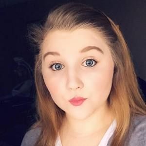 Meet your Posher, Alissa